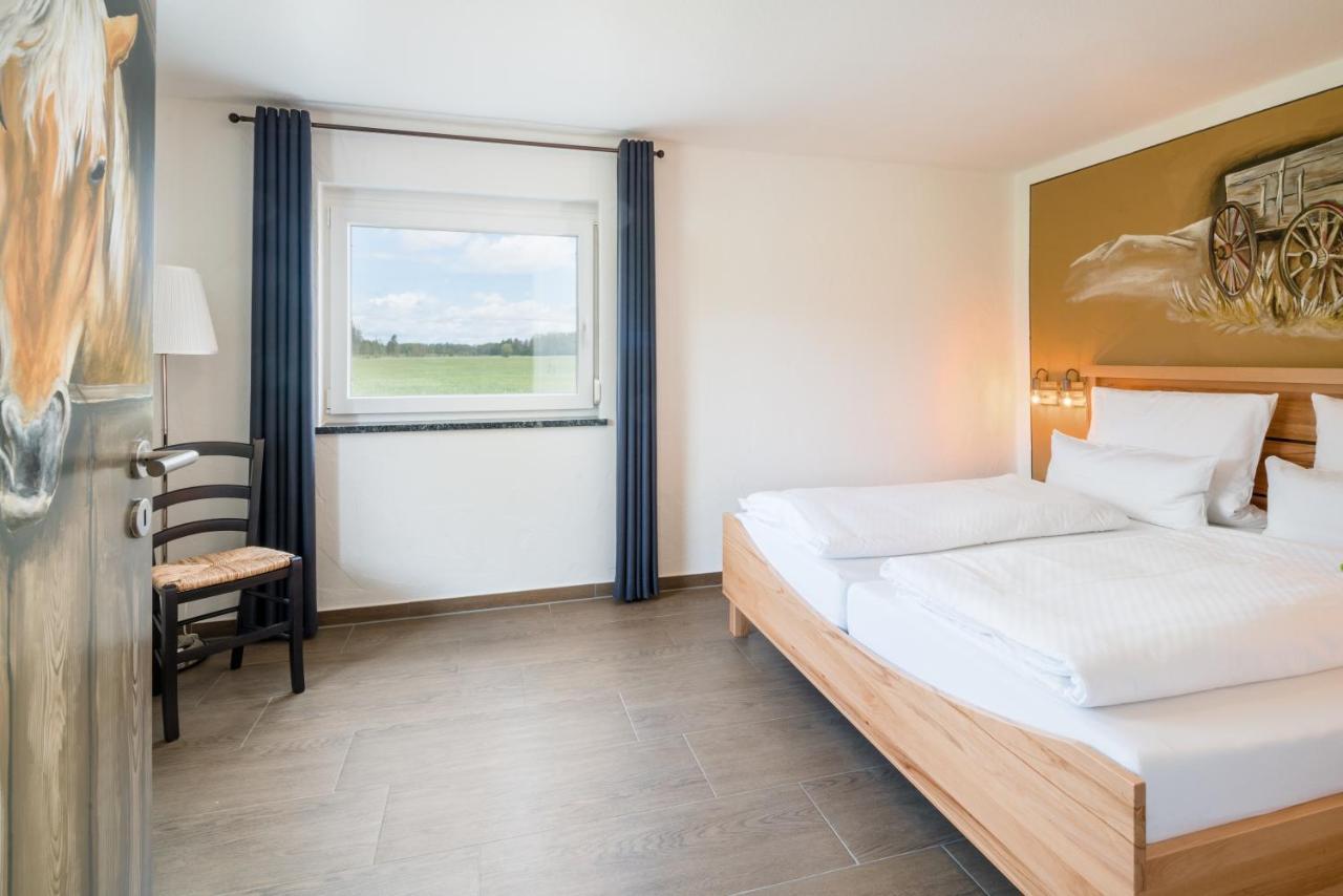 Hotel Hofgut Tiergarten เอาเล็นดอร์ฟ ภายนอก รูปภาพ
