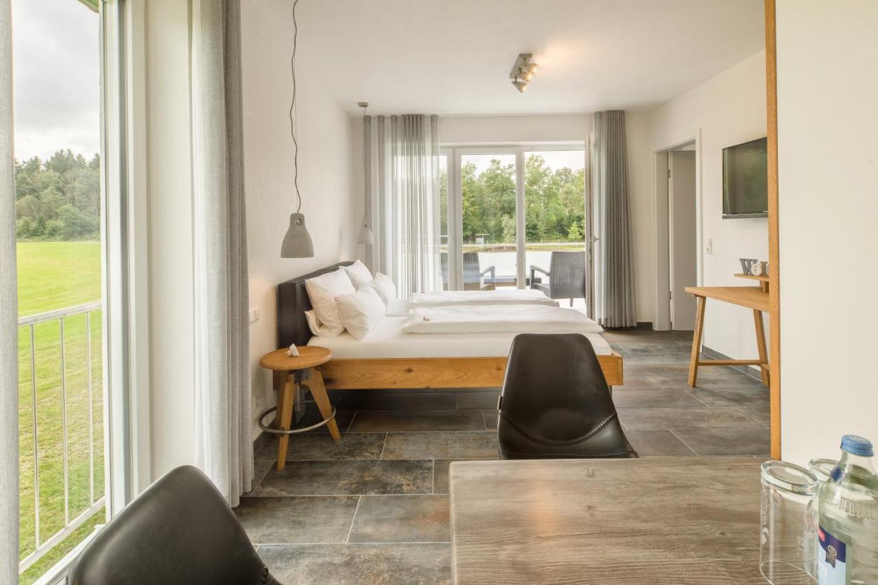 Hotel Hofgut Tiergarten เอาเล็นดอร์ฟ ภายนอก รูปภาพ